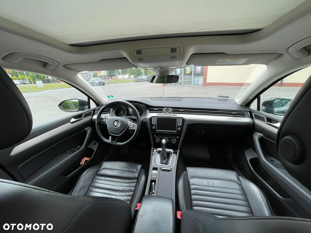 Volkswagen Passat - 6