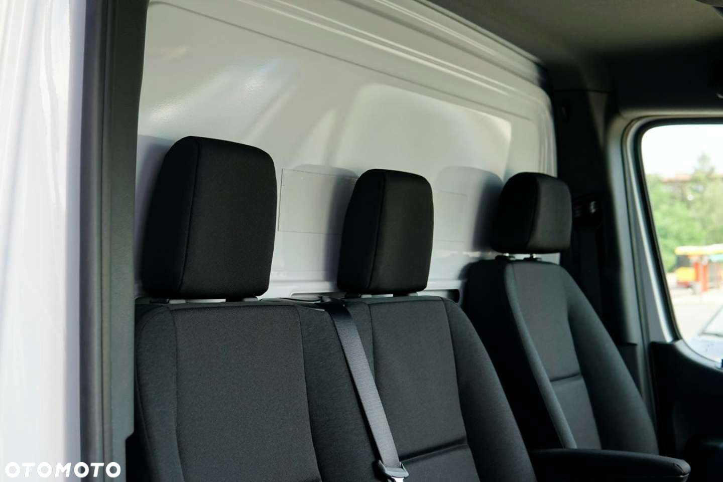 Mercedes-Benz Sprinter - 23