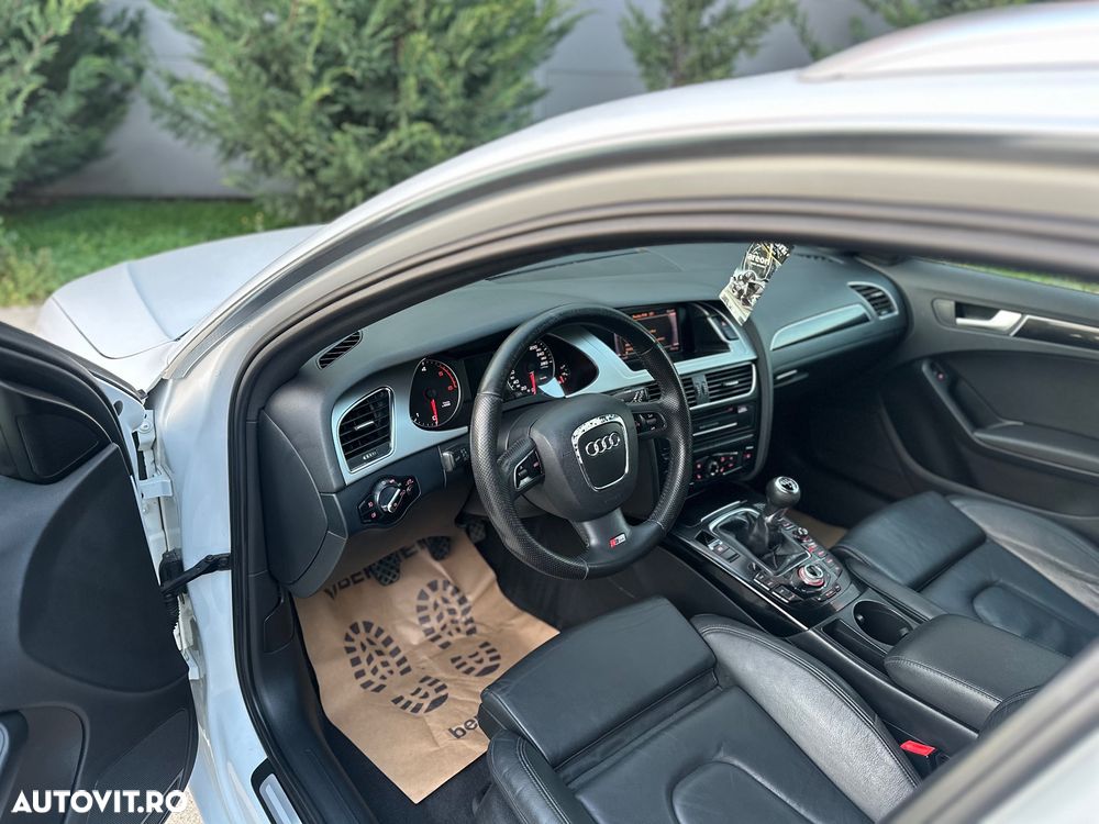 Audi A4 2.0 TDI DPF S line Sportpaket - 11