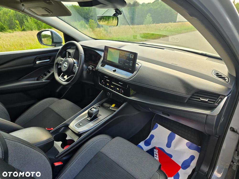 Nissan Qashqai 1.3 DIG-T N-Connecta DCT - 20
