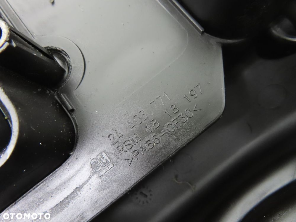 POKRYWA ZAWORÓW OPEL CORSA C 1.0 - Z 10 XE 24403771 - 2