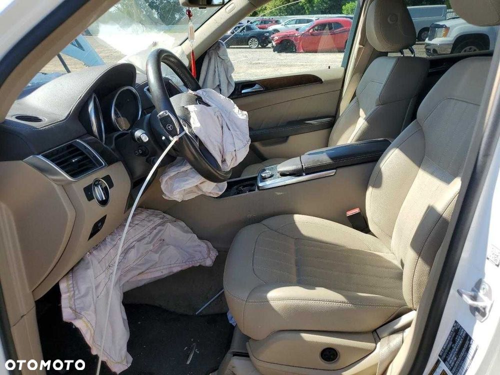 Mercedes-Benz GL 450 X166, 270 kW, z 2015 roku, model USA. - 7
