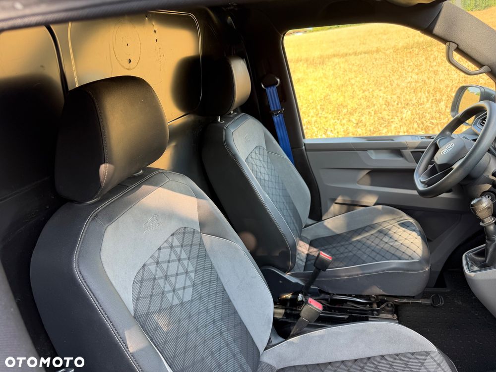Volkswagen Transporter - 23