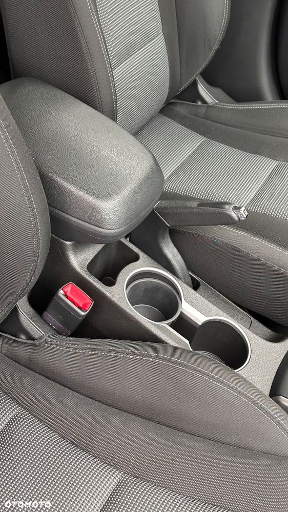 Hyundai i30 1.4 Comfort - 32