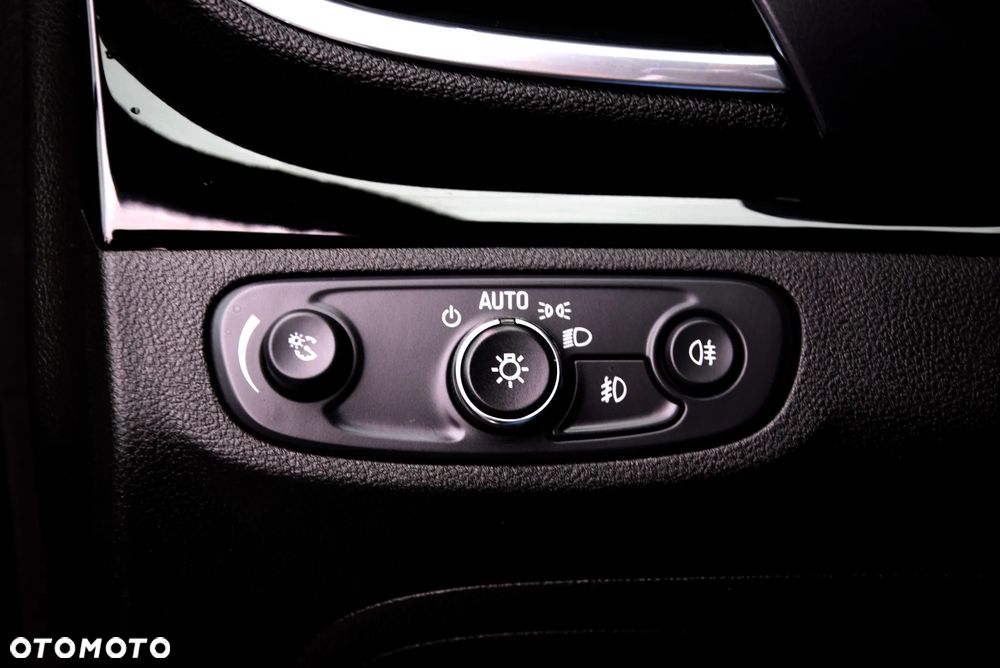 Opel Mokka X 1.4 T Ultimate S&S - 28