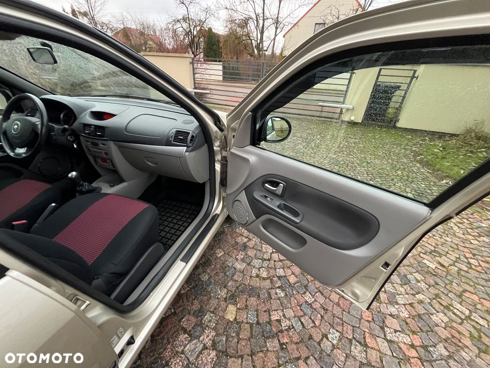 Renault Thalia 1.2 16V All Inclusive - 22