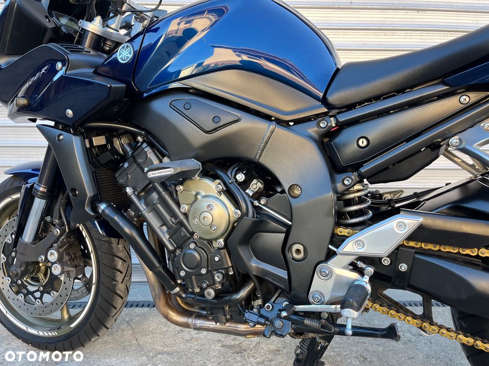 Yamaha FZ - 38