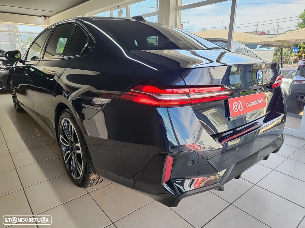 BMW 530 e Pack Desportivo M — fotografia 7