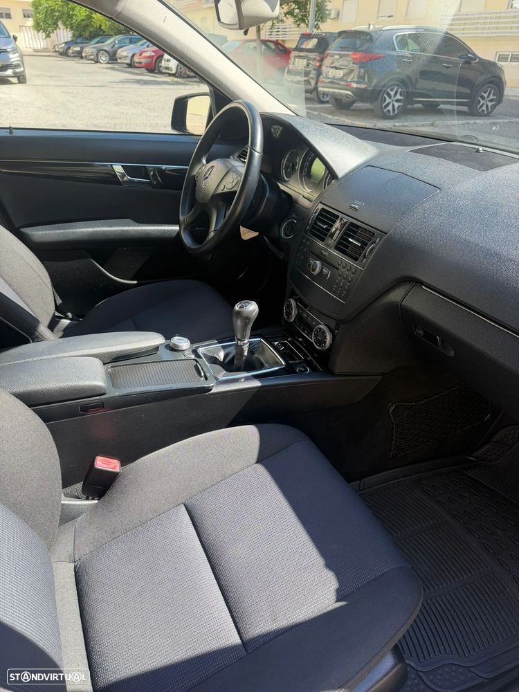Mercedes-Benz C 220 CDi Classic - 12