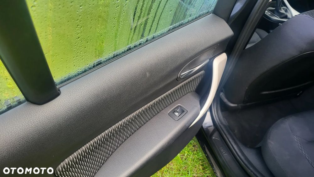 BMW Seria 1 116d DPF Edition Lifestyle - 31