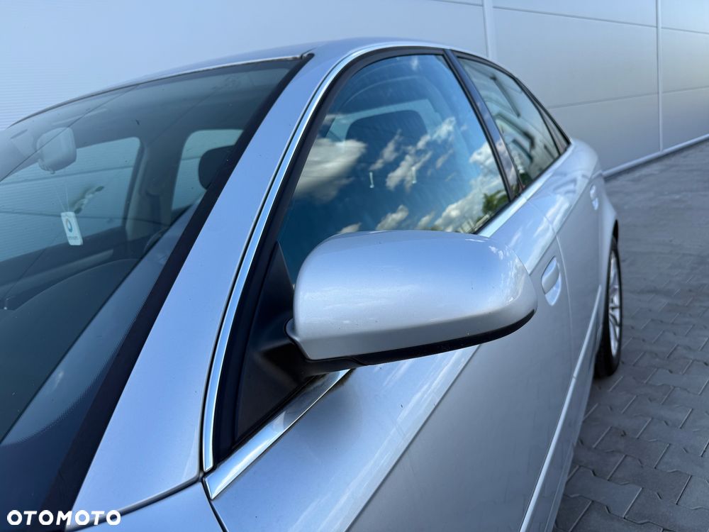 Audi A4 Limousine - 17