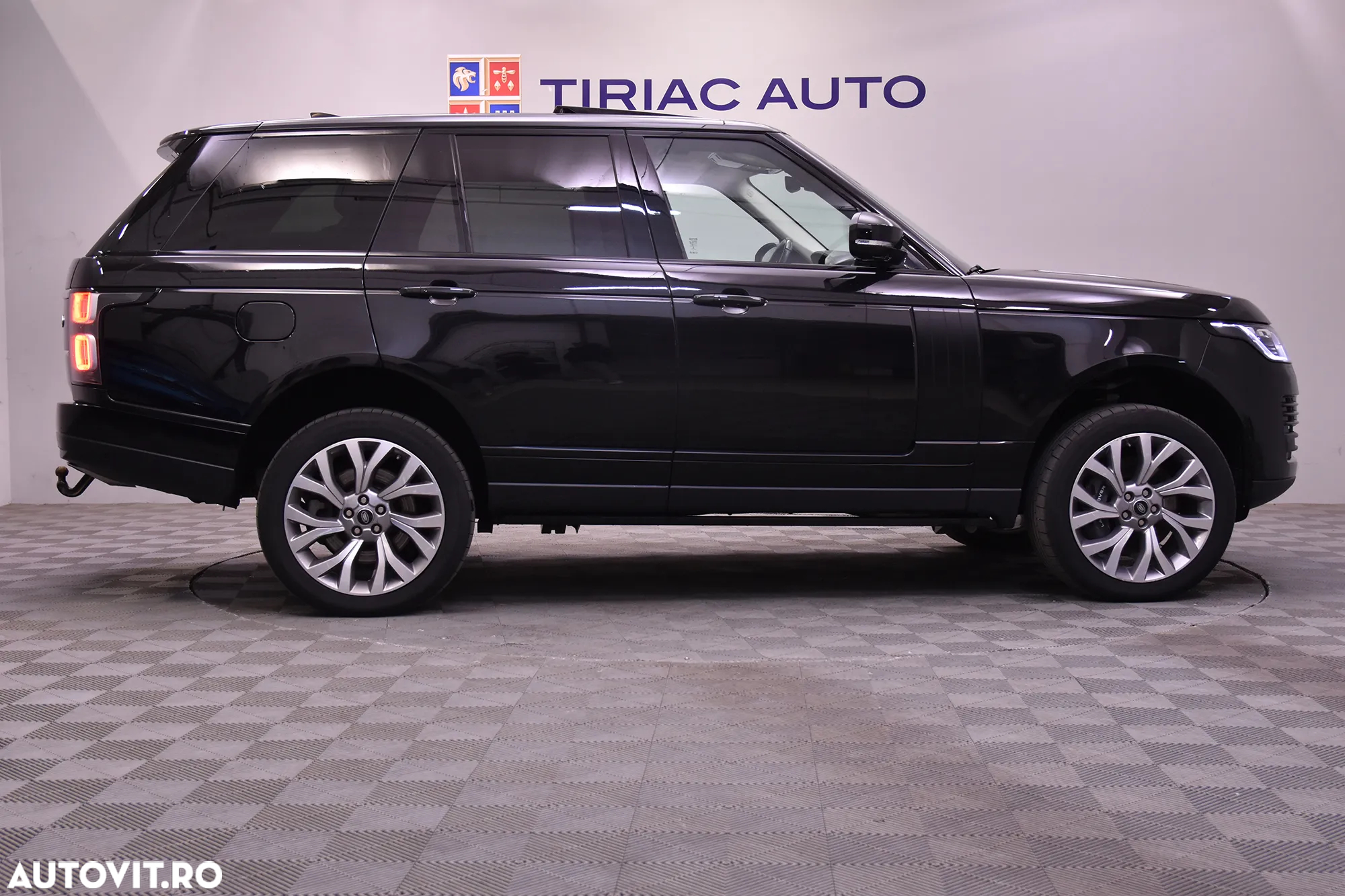 Land Rover Range Rover 3.0 l6 MHEV Vogue - 6