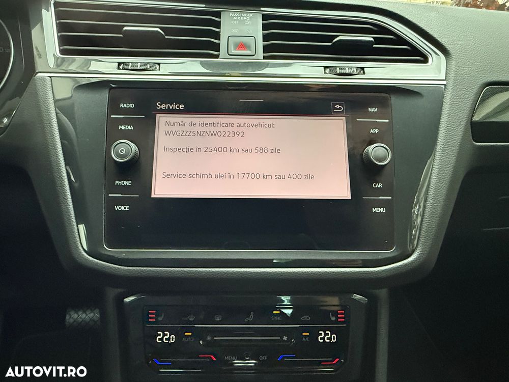 Volkswagen Tiguan - 24