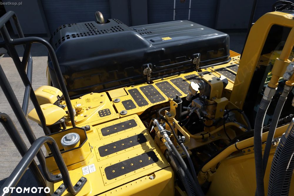 Komatsu PC210LC-11 - 27