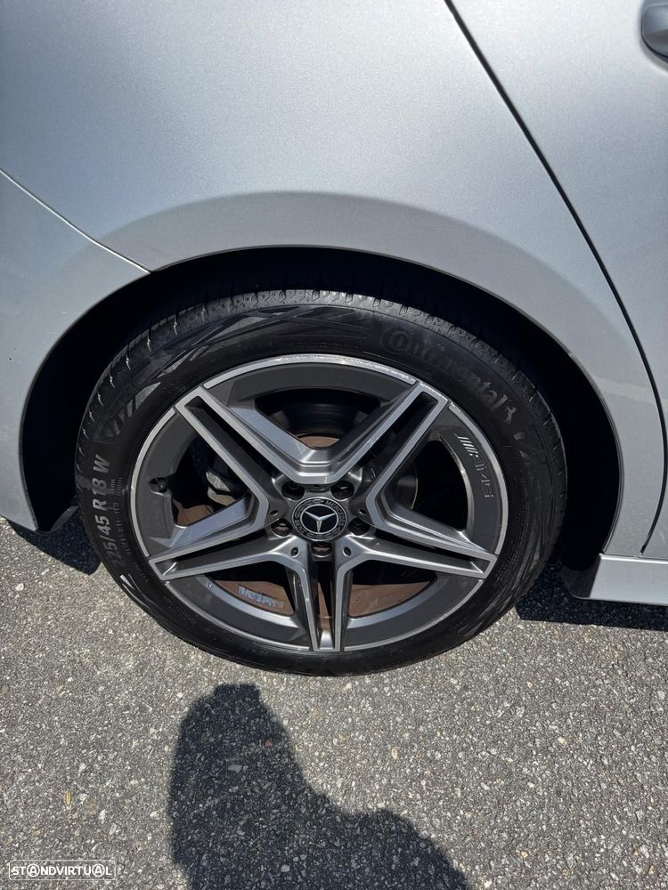 Mercedes-Benz A 200 d AMG Line Aut. - 25
