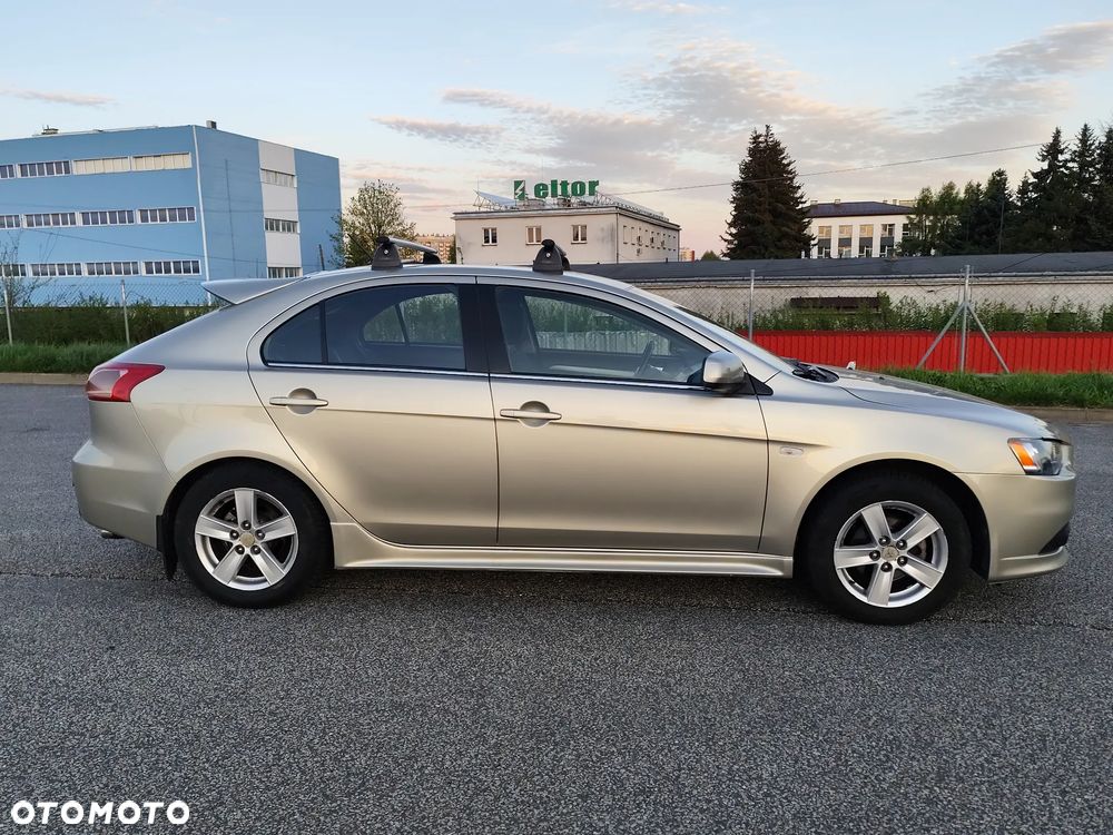 Mitsubishi Lancer 1.8 Inform - 5