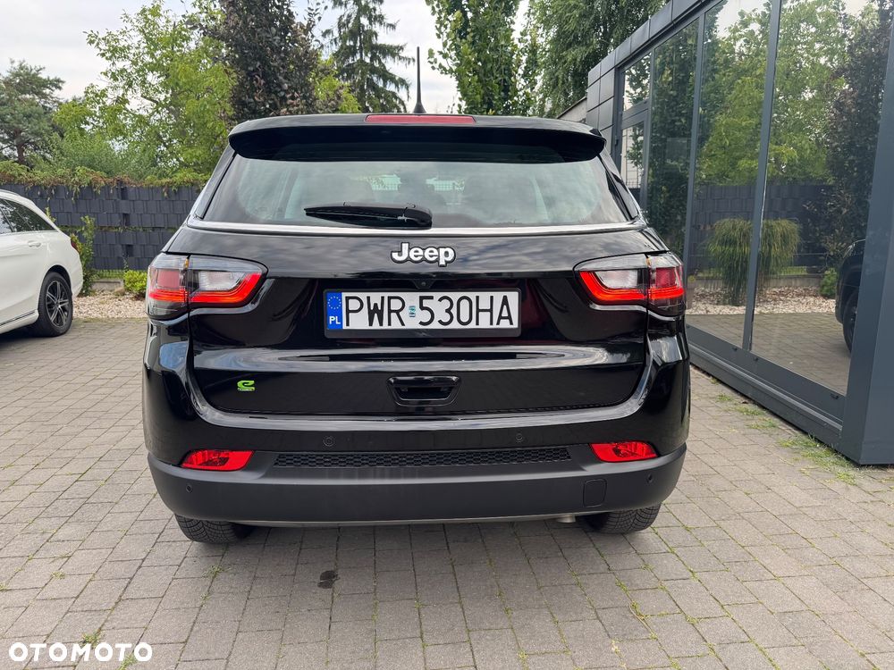 Jeep Compass 1.5 GSE T4 48V e-Hybrid Automatik Night Eagle - 9