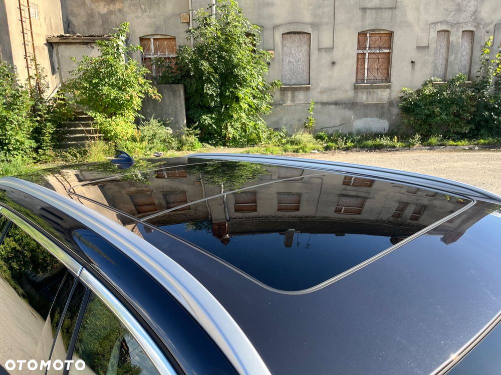 BMW Seria 5 520d xDrive - 24