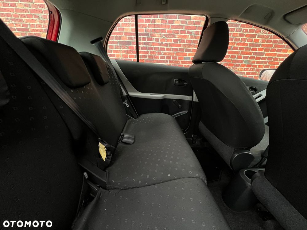 Toyota Yaris - 19