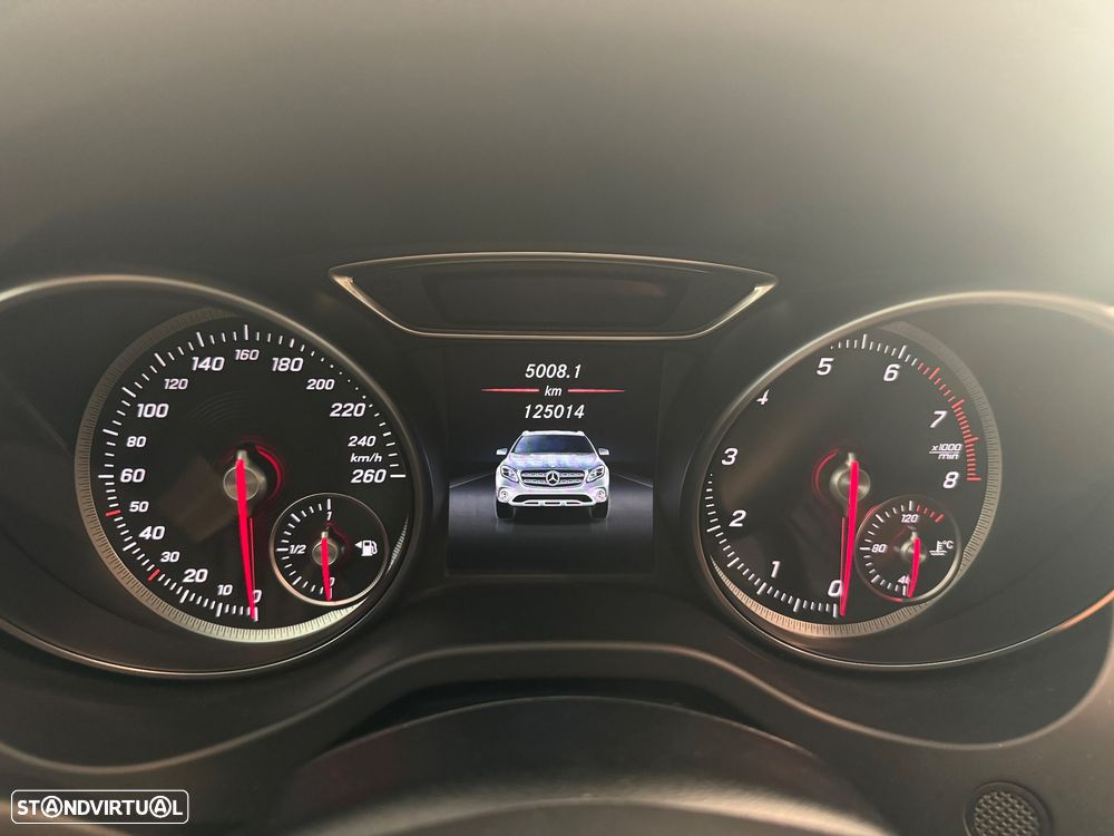Mercedes-Benz GLA 200 Style - 25