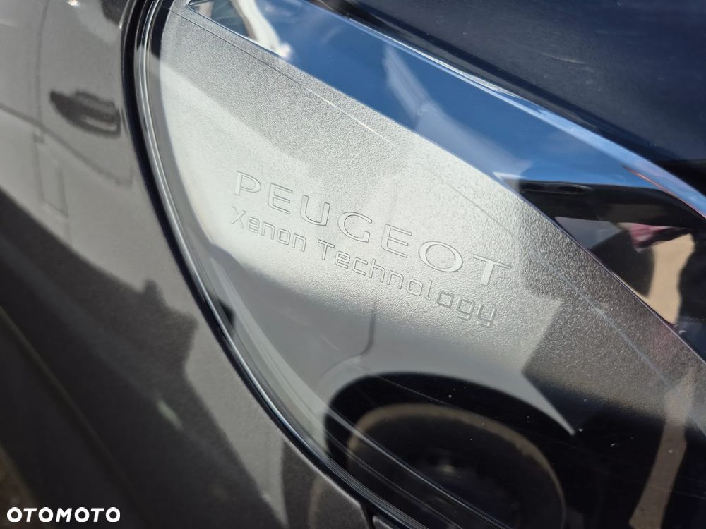 Peugeot Traveller L3 2.0 EAT8 Allure - 29