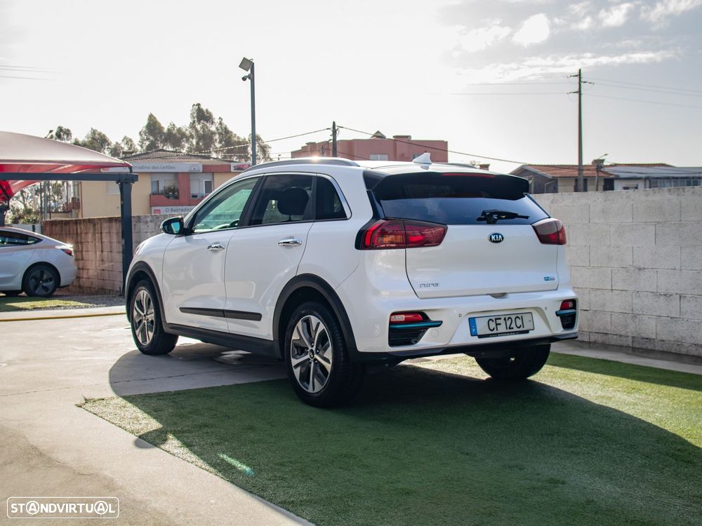 Kia e-Niro - 12