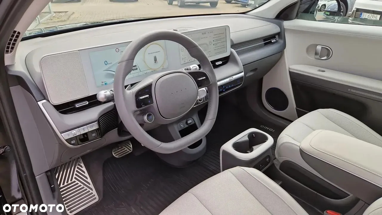 Hyundai IONIQ - 9