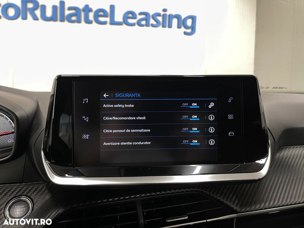 Peugeot 2008 1.2 L PureTech STT Allure - 20