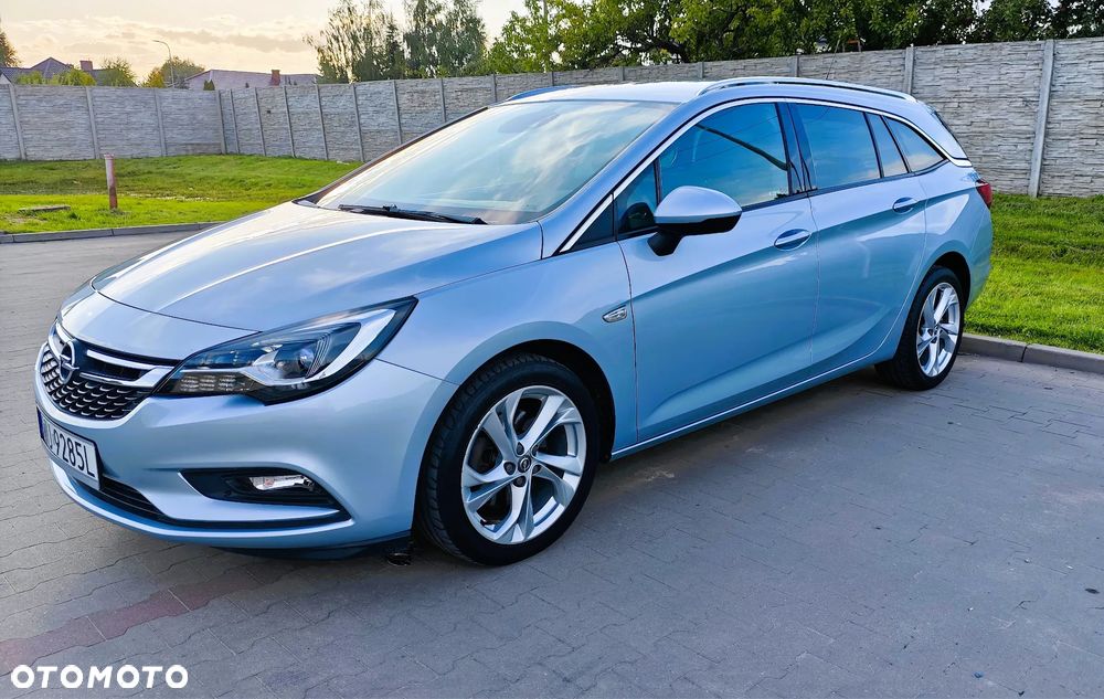 Opel Astra 1.6 CDTI Dynamic S&S - 2