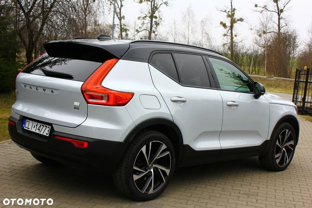 Volvo XC 40 ver-t5-plug--in-hybrid-r--design - 21