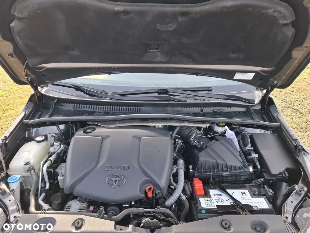 Toyota Avensis 2.0 D-4D Prestige - 16