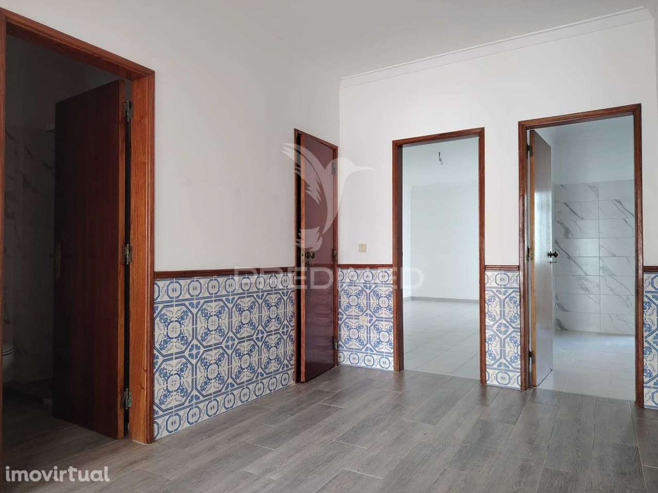 T2 na Baixa da banheira com Garagem - Grande imagem: 4/18