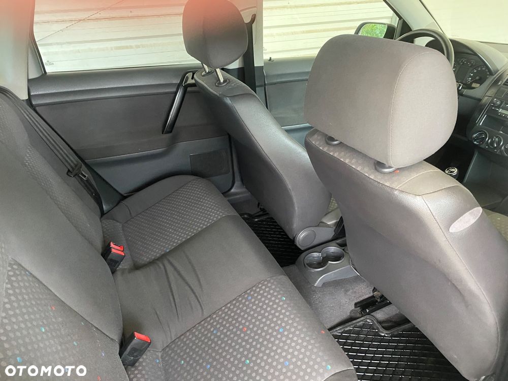 Volkswagen Polo 1.2 12V Comfortline - 12