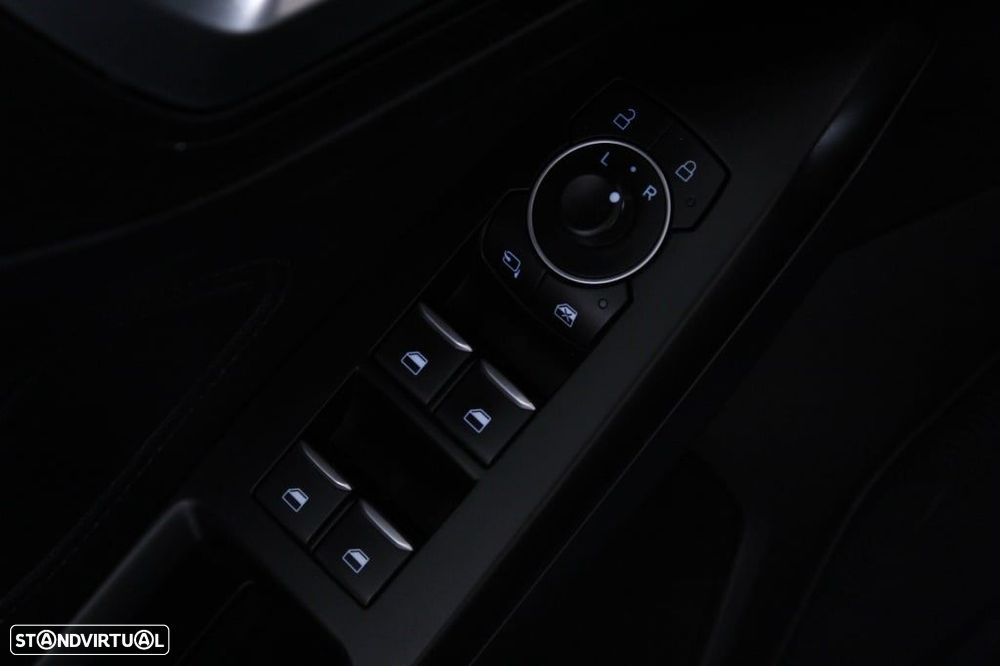 Ford Focus 1.0 EcoBoost MHEV ST-Line - 21