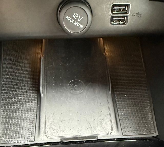 Volvo XC 40 2.0 D3 R-Design AWD Geartronic - 10