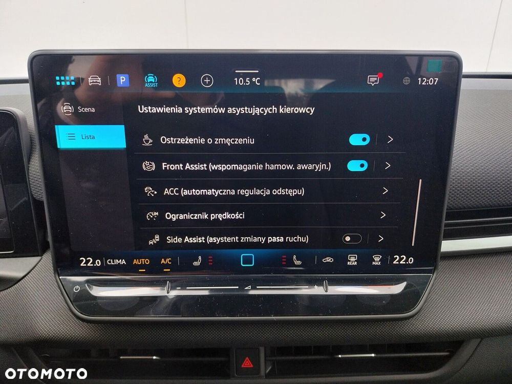 Volkswagen T-Roc - 14