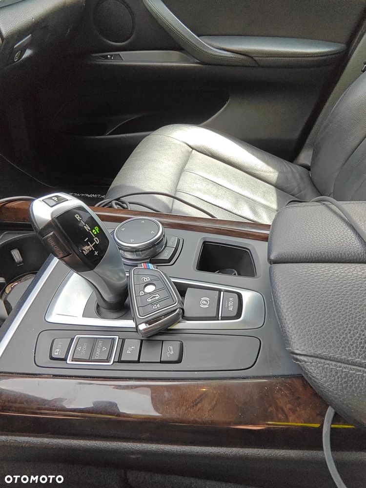 BMW X5 3.5i xDrive - 15