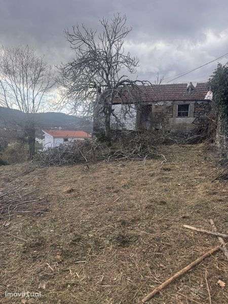 Casa para restauro - Grande imagem: 3/8