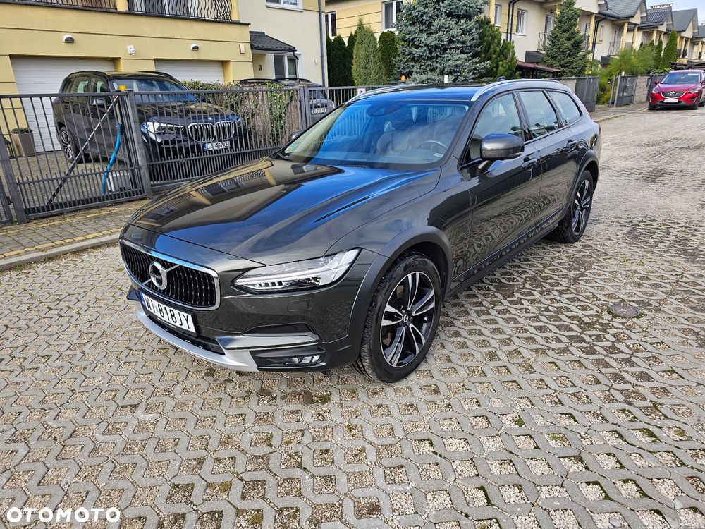 Volvo V90 D5 SCR AWD Momentum Pro - 9