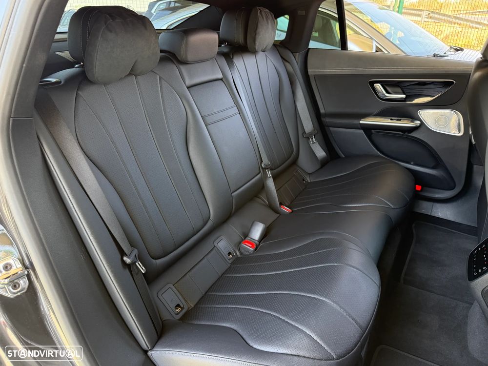 Mercedes-Benz EQE 350+ Edition - 28