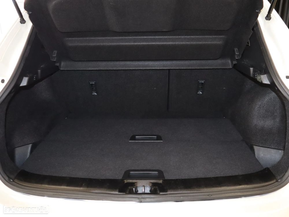 Nissan Qashqai 1.5 dCi N-Connecta - 10