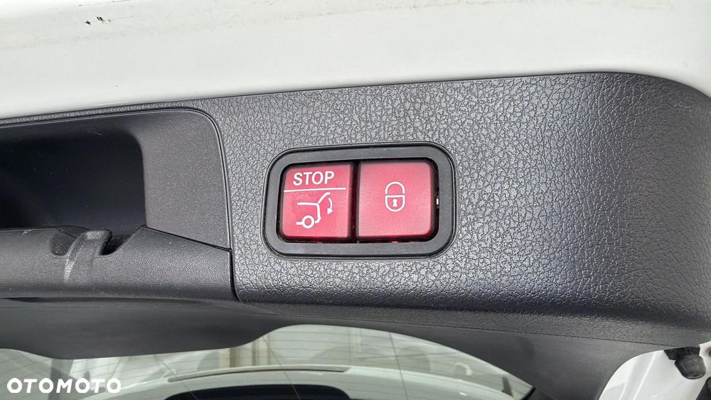 Mercedes-Benz GLB 200 d 4-Matic Progressive 8G-DCT - 19