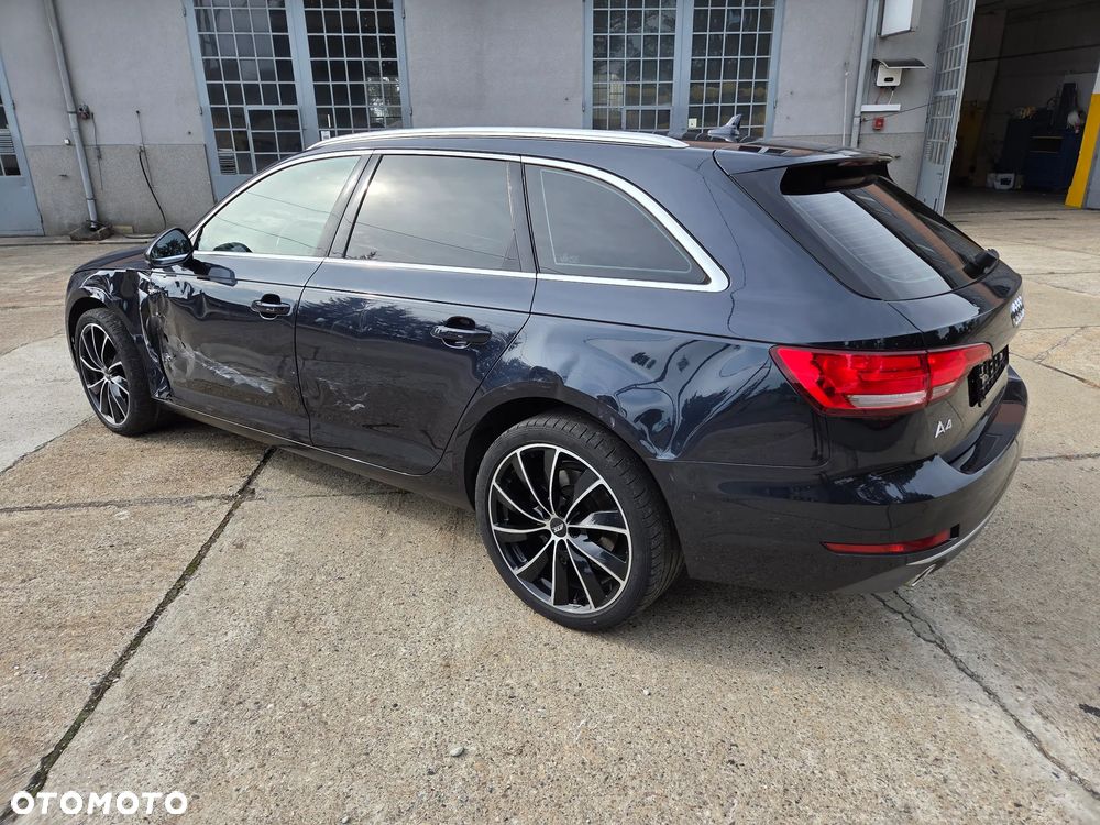 Audi A4 Avant - 4