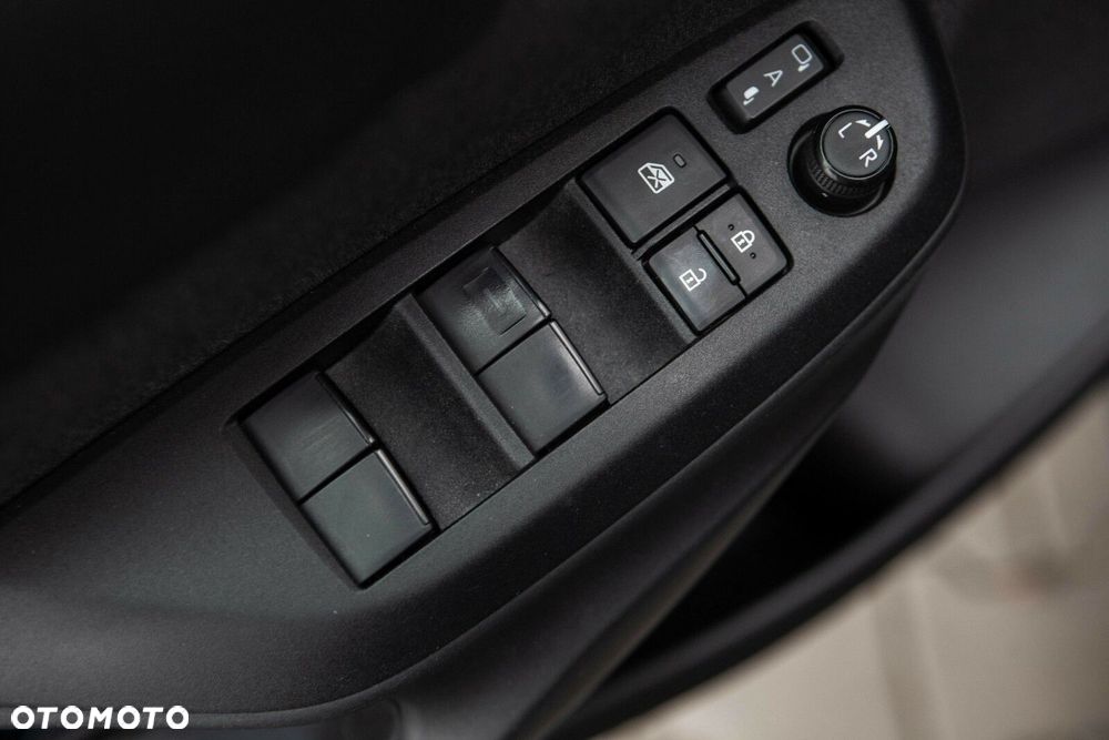 Toyota Yaris Cross - 17