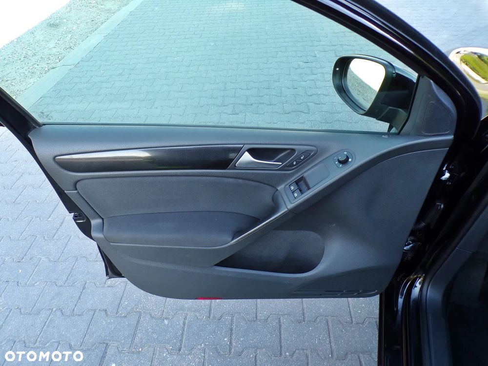 Volkswagen Golf 1.4 TSI Team - 17