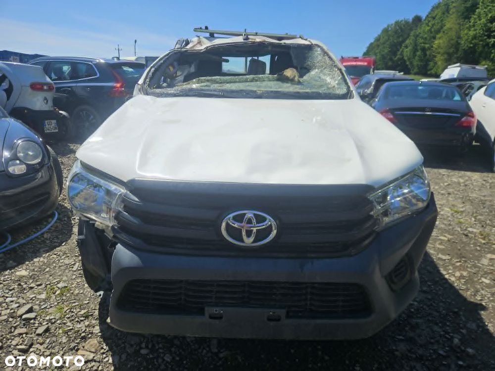 Toyota Hilux - 14