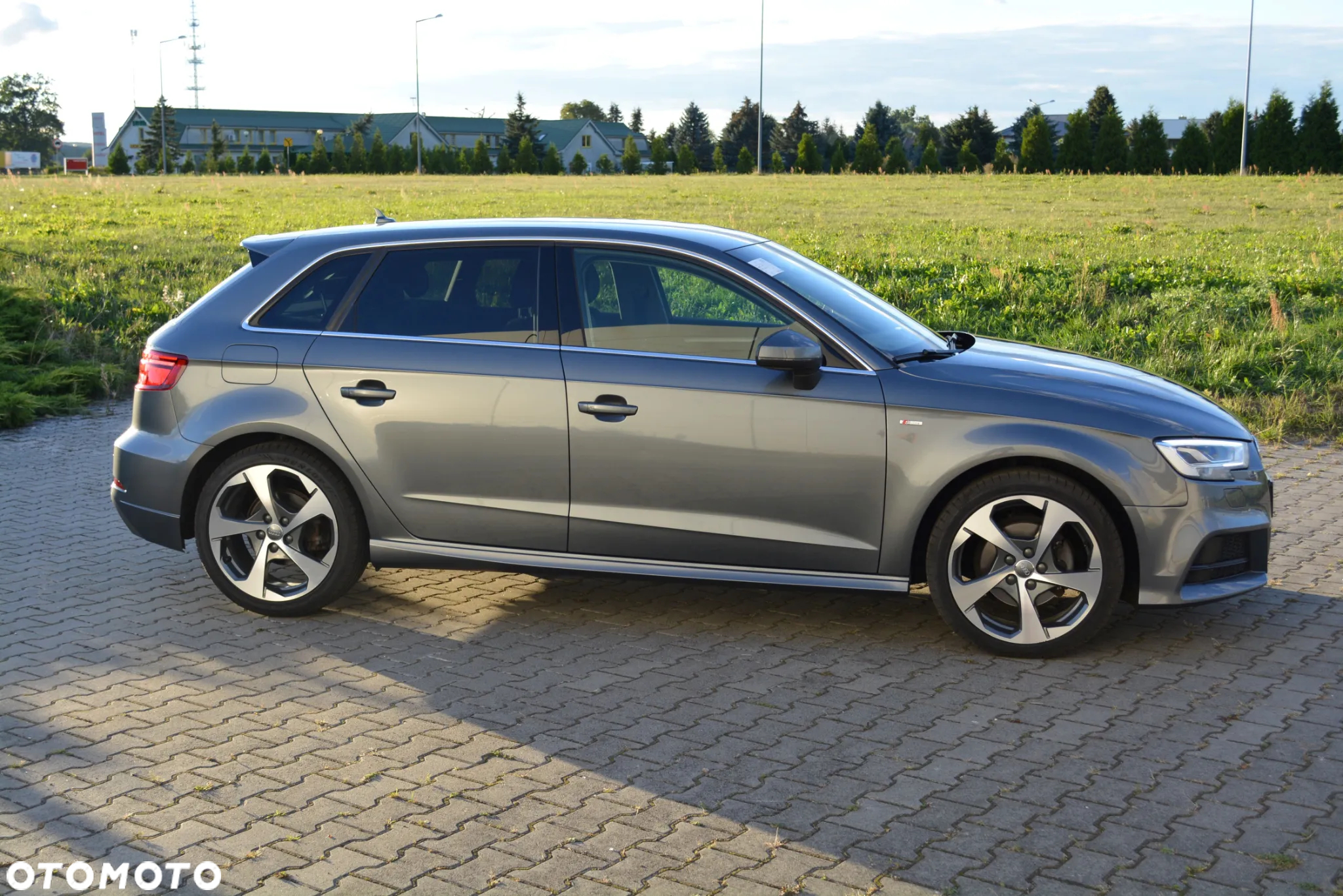 Audi A3 2.0 TDI Sportback S tronic S line Sportpaket - 25