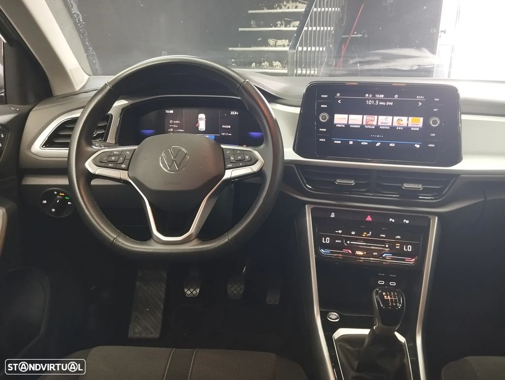 VW T-Roc 1.0 TSI Urban - 15