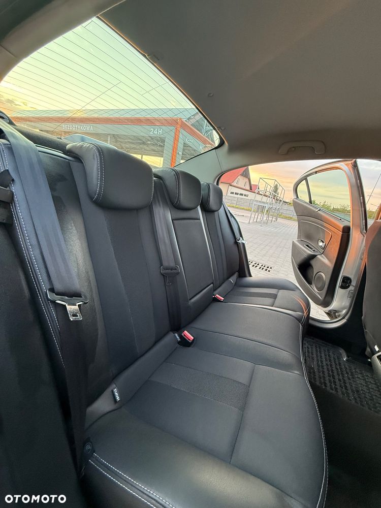 Renault Fluence 1.5 dCi Privilege - 9