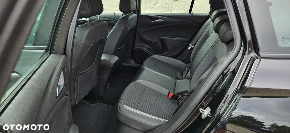 Opel Astra 1.5 CDTI Ultimate S&S - 7